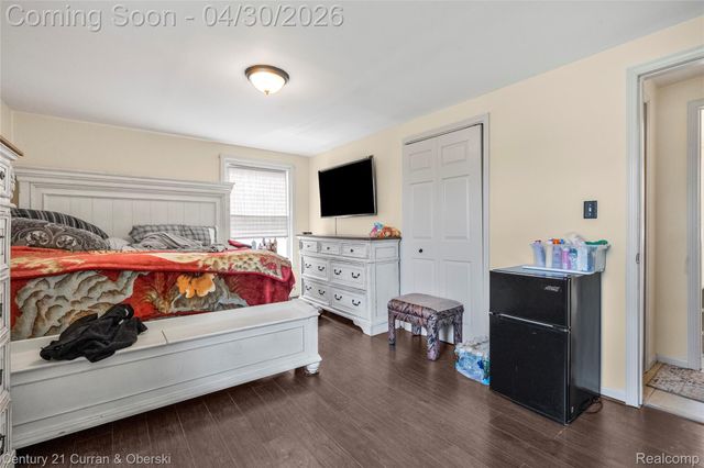 15040 Berwick Street, Livonia, MI 48154