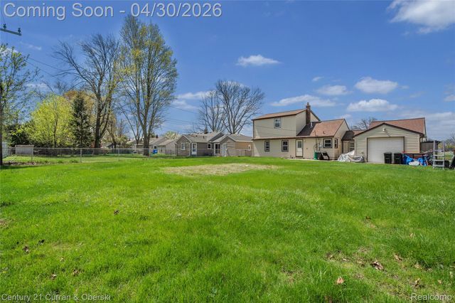 15040 Berwick Street, Livonia, MI 48154