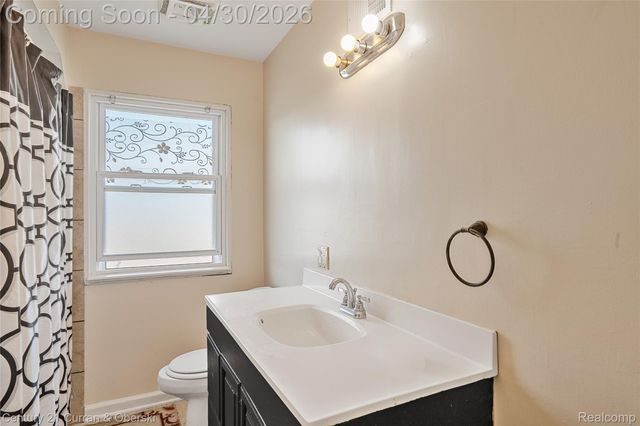 15040 Berwick Street, Livonia, MI 48154