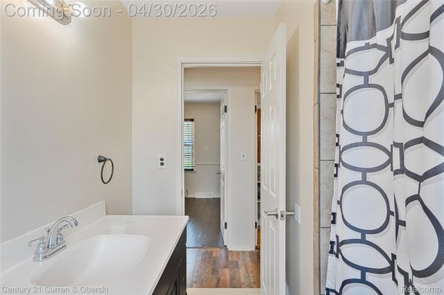 15040 Berwick Street, Livonia, MI 48154