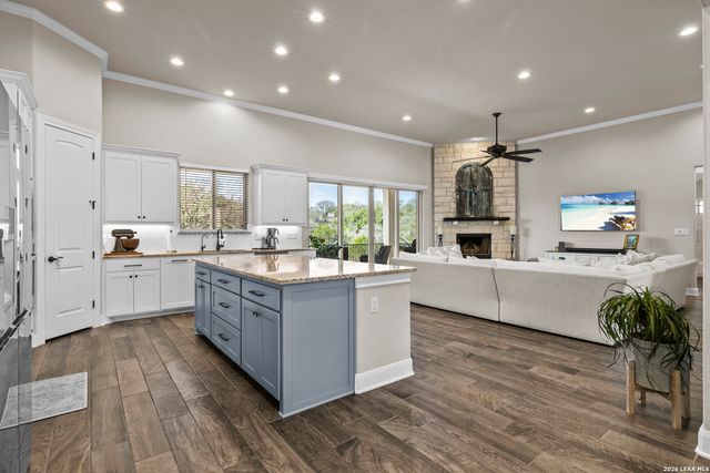 431 Hidden Springs, Spring Branch, TX 78070