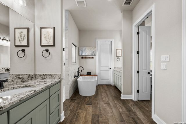 431 Hidden Springs, Spring Branch, TX 78070