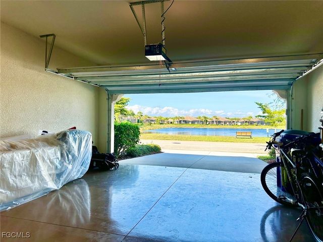 10726 Cetrella DR, Fort Myers, FL 33913