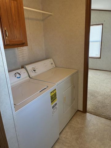73 RedWing Lane, Madison, WI 53704