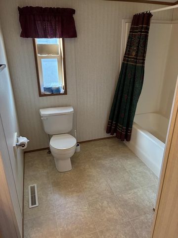 73 RedWing Lane, Madison, WI 53704