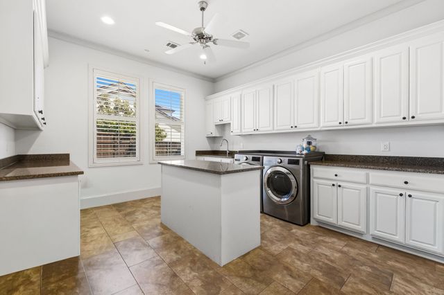 212 Oak Crest Hill Drive, Colleyville, TX 76034