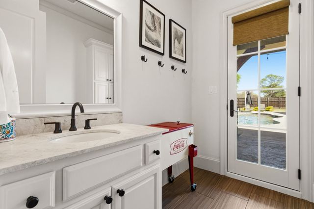 212 Oak Crest Hill Drive, Colleyville, TX 76034