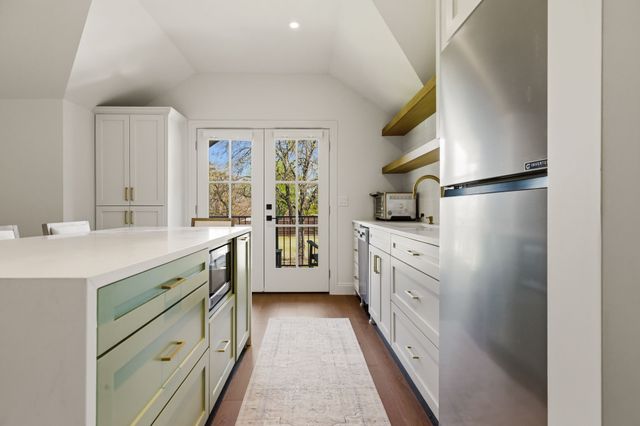 212 Oak Crest Hill Drive, Colleyville, TX 76034