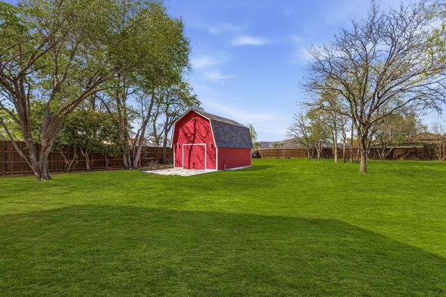 212 Oak Crest Hill Drive, Colleyville, TX 76034