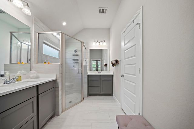 381 Andes Drive, Montgomery, TX 77316