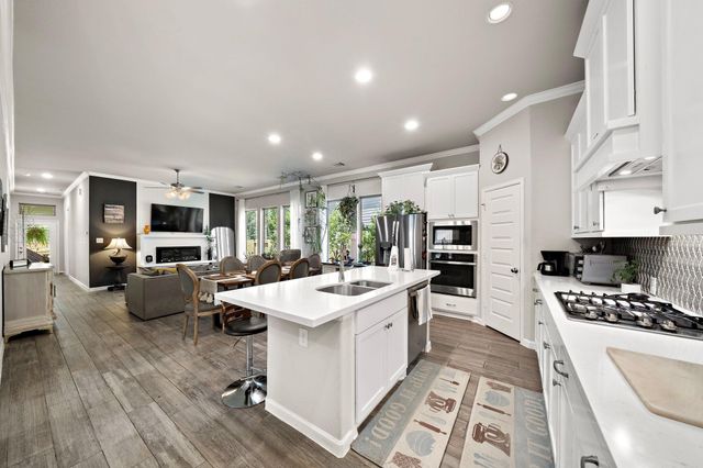 381 Andes Drive, Montgomery, TX 77316