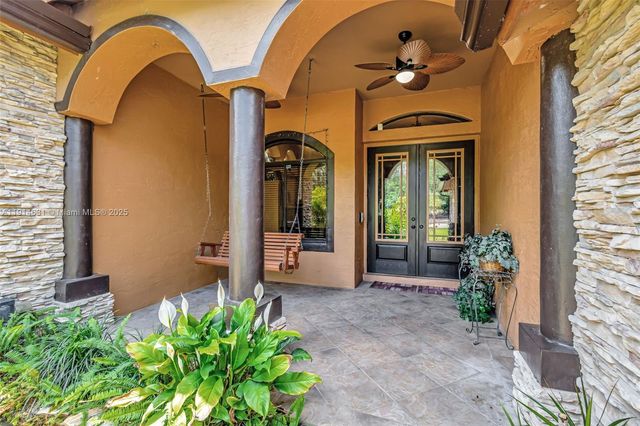 13664 N 60th St N, Palm Beach, FL 33411