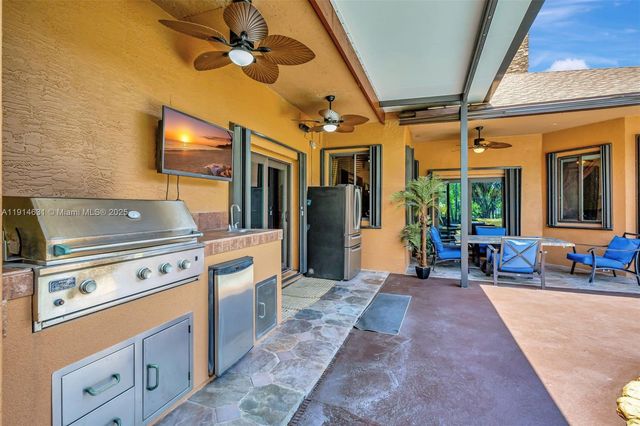 13664 N 60th St N, Palm Beach, FL 33411