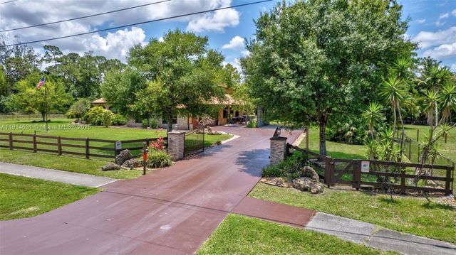 13664 N 60th St N, Palm Beach, FL 33411