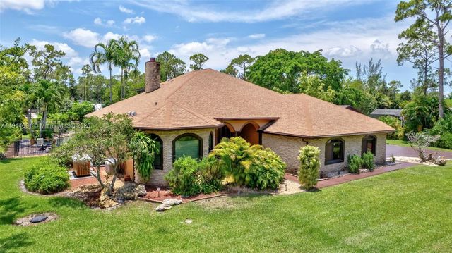 13664 N 60th St N, Palm Beach, FL 33411