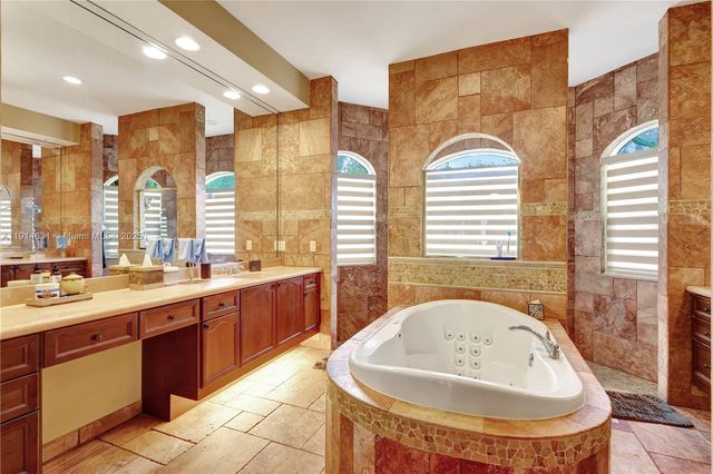 13664 N 60th St N, Palm Beach, FL 33411