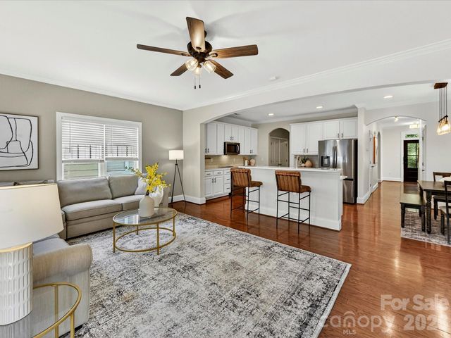 1733 Lela Avenue, Charlotte, NC 28208