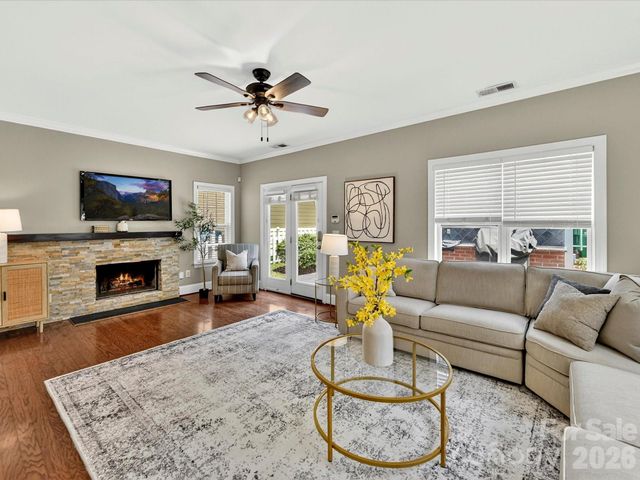 1733 Lela Avenue, Charlotte, NC 28208
