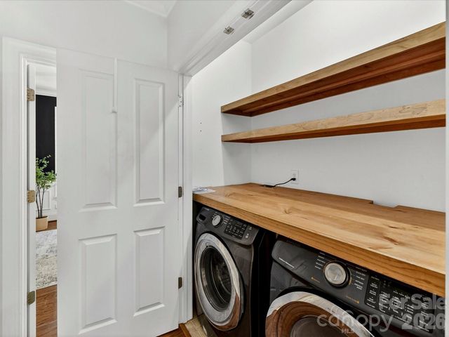 1733 Lela Avenue, Charlotte, NC 28208
