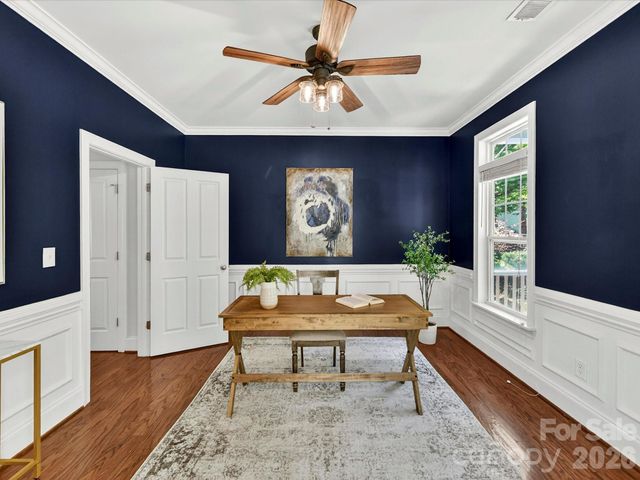 1733 Lela Avenue, Charlotte, NC 28208