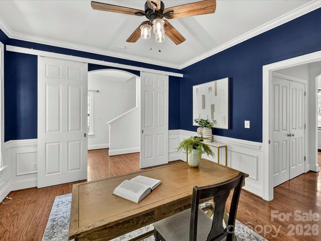 1733 Lela Avenue, Charlotte, NC 28208