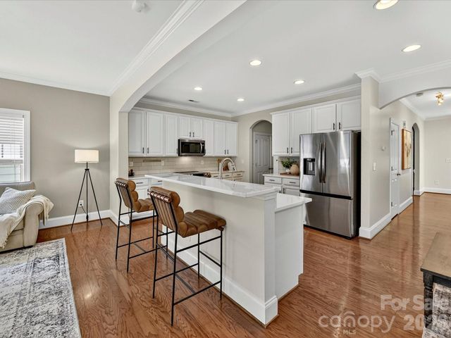 1733 Lela Avenue, Charlotte, NC 28208