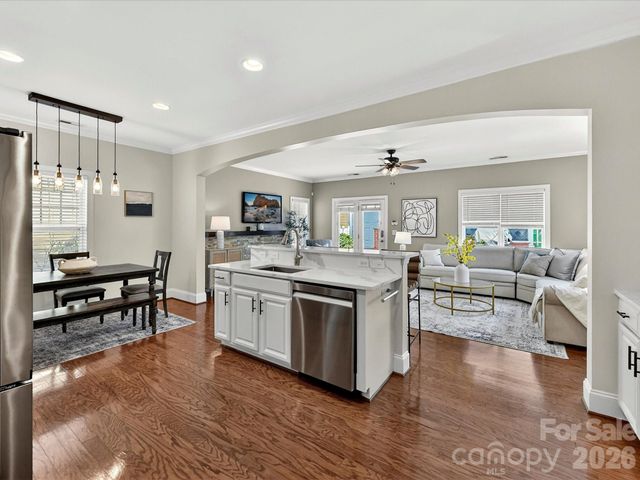 1733 Lela Avenue, Charlotte, NC 28208