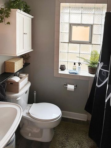 4335 W Irving Park Road 106, Chicago, IL 60641