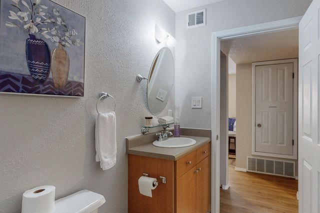 1406 Pennsylvania Street NE 4, Albuquerque, NM 87110