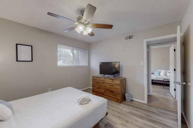 1406 Pennsylvania Street NE 4, Albuquerque, NM 87110