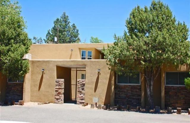 1406 Pennsylvania Street NE 4, Albuquerque, NM 87110