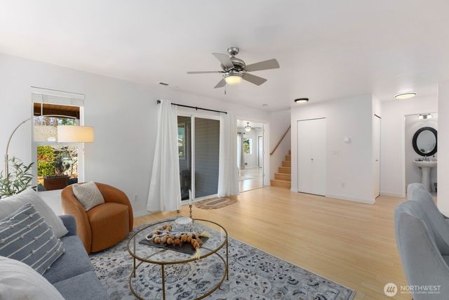 33824 SE Tibbits Street, Snoqualmie, WA 98065