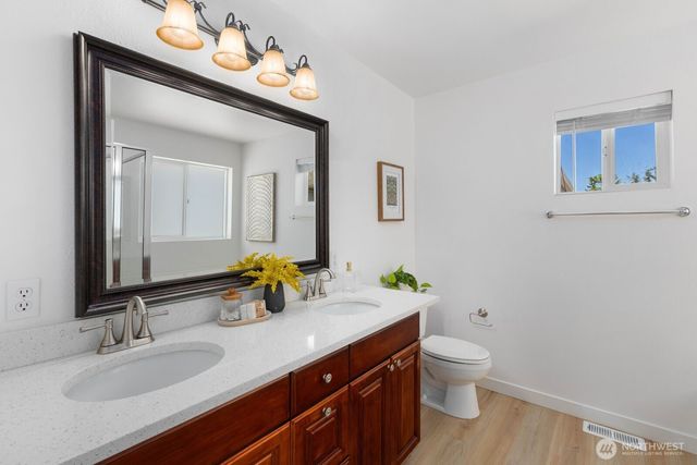 33824 SE Tibbits Street, Snoqualmie, WA 98065