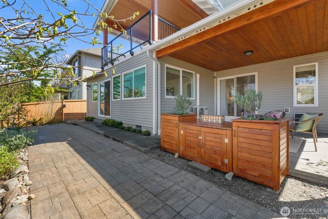 33824 SE Tibbits Street, Snoqualmie, WA 98065