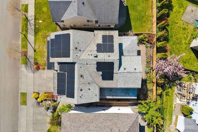 33824 SE Tibbits Street, Snoqualmie, WA 98065