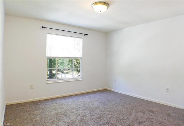 4113 residence DR 211, Fort Myers, FL 33901