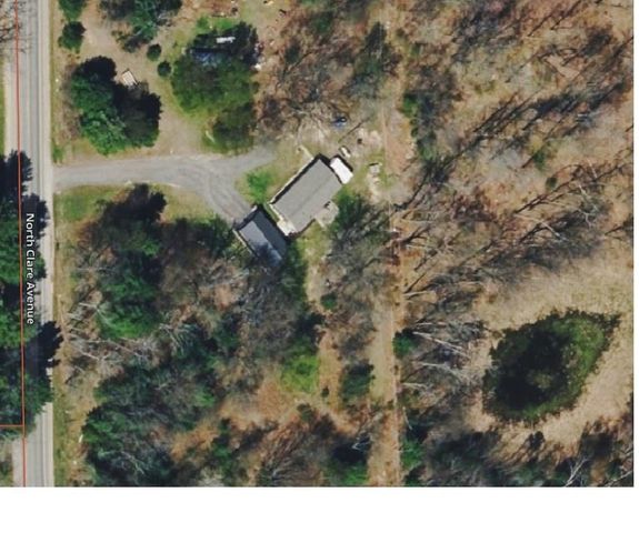 7320 N Clare Avenue, Harrison, MI 48625