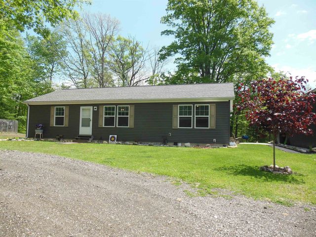 7320 N Clare Avenue, Harrison, MI 48625