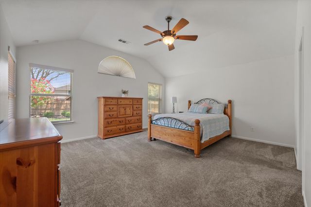 4009 Greenwood Way, Mansfield, TX 76063