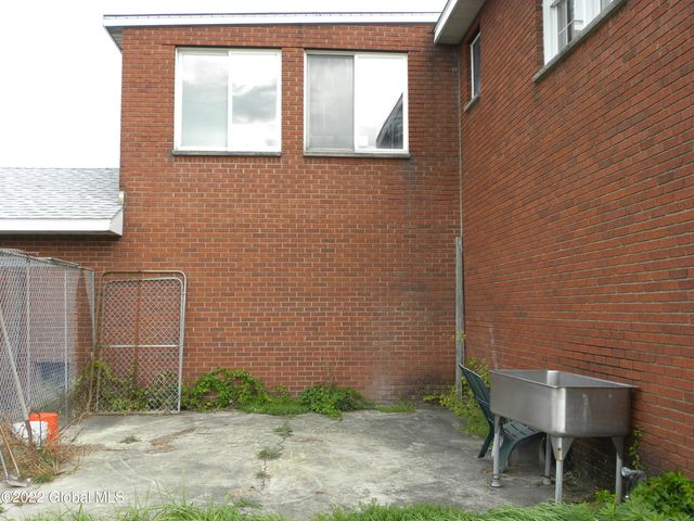 480 Hudson River Road, Halfmoon, NY 12188