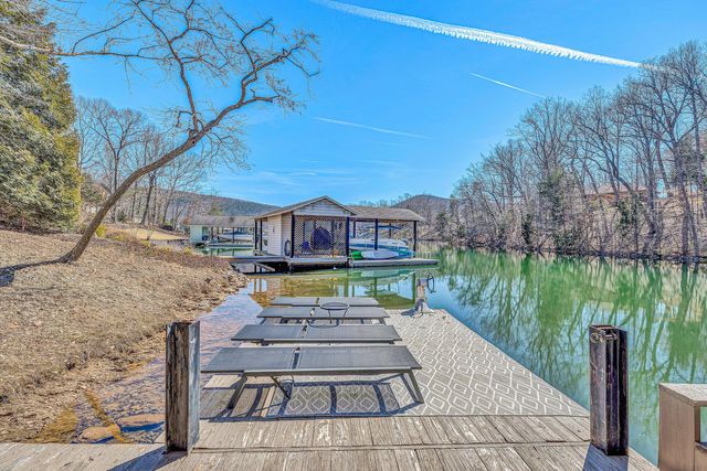 107 Tradewind TER, Huddleston, VA 24104