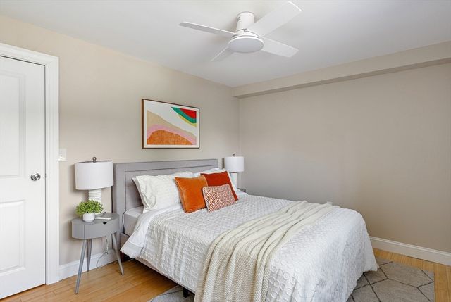 301 Lowell St 12, Somerville, MA 02145
