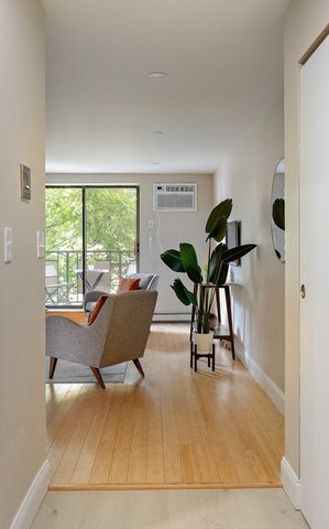 301 Lowell St 12, Somerville, MA 02145