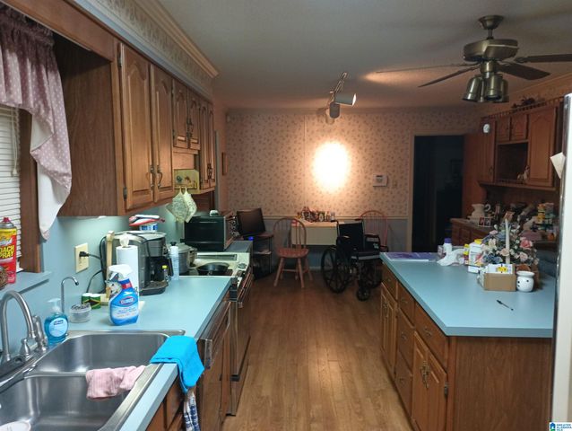 3904 PARKWOOD ROAD, Bessemer, AL 35022
