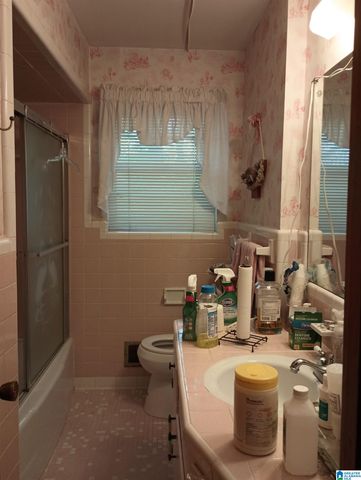 3904 PARKWOOD ROAD, Bessemer, AL 35022