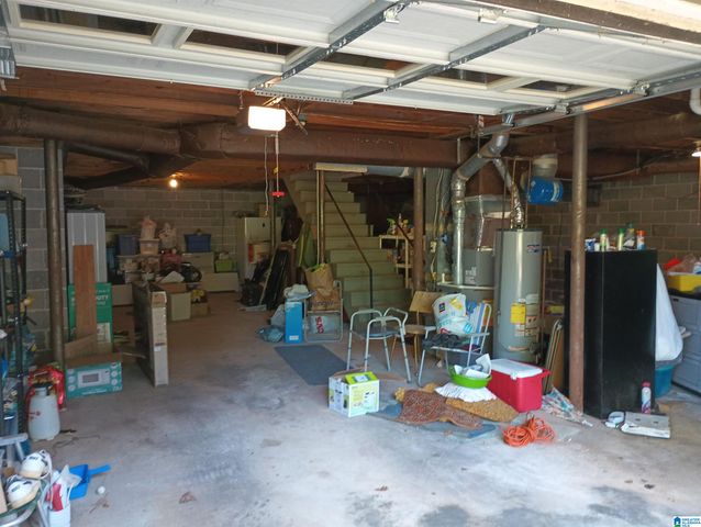 3904 PARKWOOD ROAD, Bessemer, AL 35022