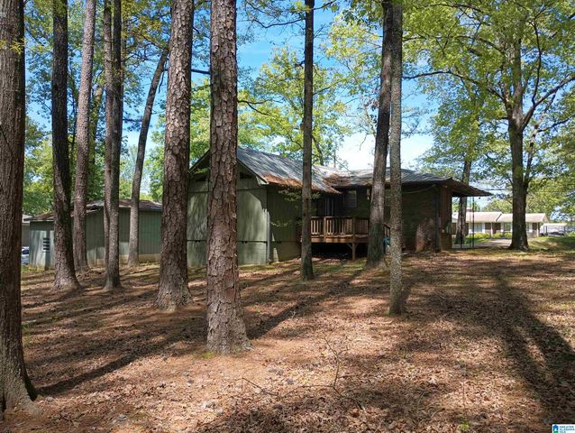3904 PARKWOOD ROAD, Bessemer, AL 35022
