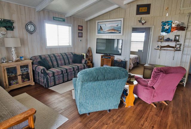 159 Cr 205 Drive, Sargent, TX 77414