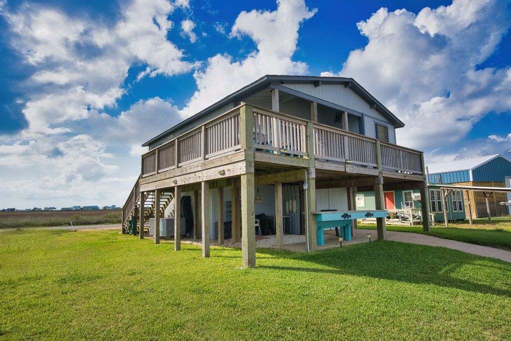 159 Cr 205 Drive, Sargent, TX 77414