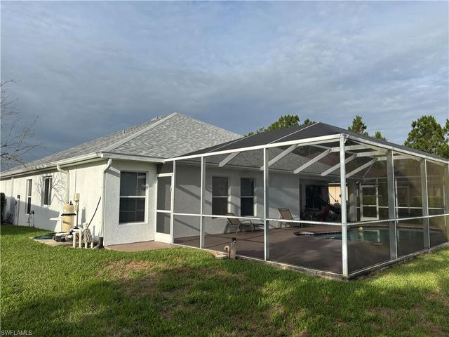 8031 Liriope LOOP, Lehigh Acres, FL 33972